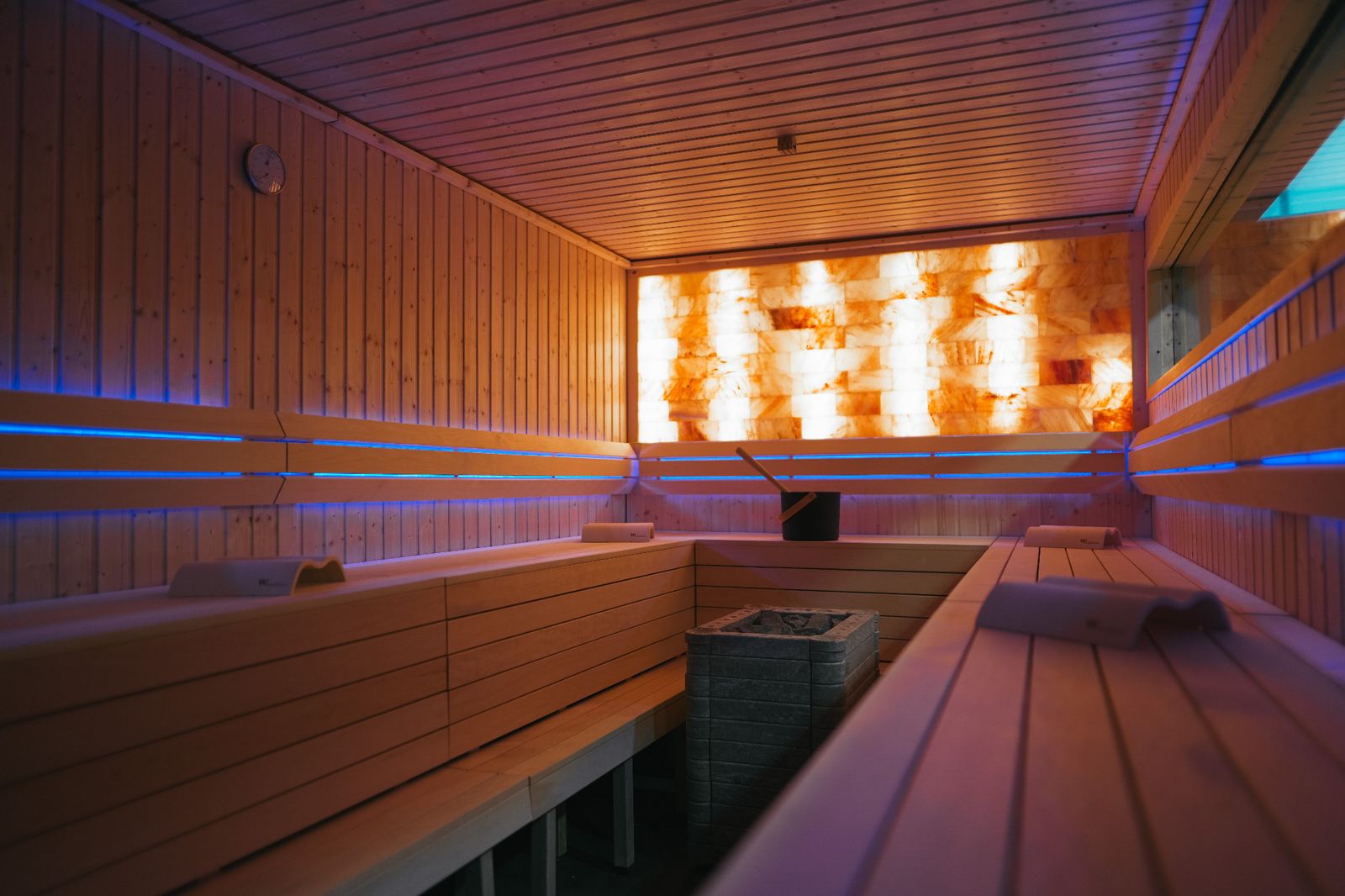 Salzkristall-Sauna von woodsense – Maßgefertigte Saunalösung in Bielefeld